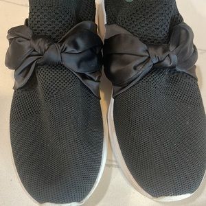 Modern jogger Sketcher Air Cooled memory foam sz 6